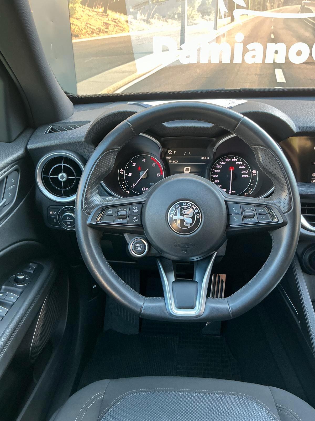 Alfa Romeo Stelvio 2.2 Turbodiesel 160 CV AT8 RWD Super Business
