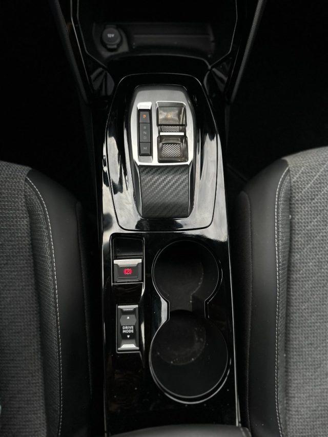 PEUGEOT 2008 PureTech 130 S&S EAT8 Allure