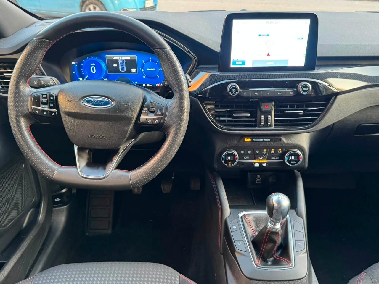 FORD KUGA 1.5 TDCI 120 CV. E6 2WD ST-LINE FULL PERFETTA