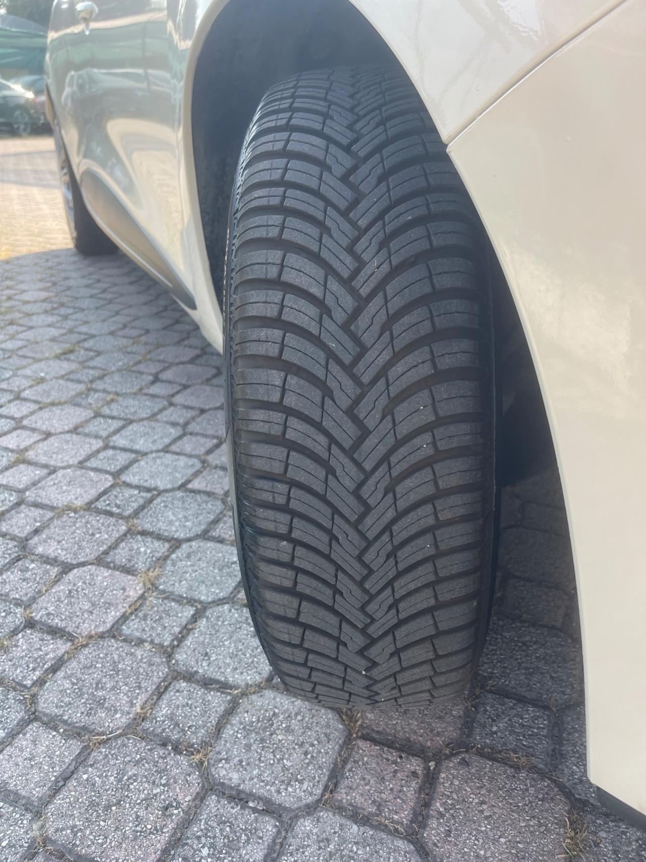 Renault Clio 1.2 75CV 5 porte Life