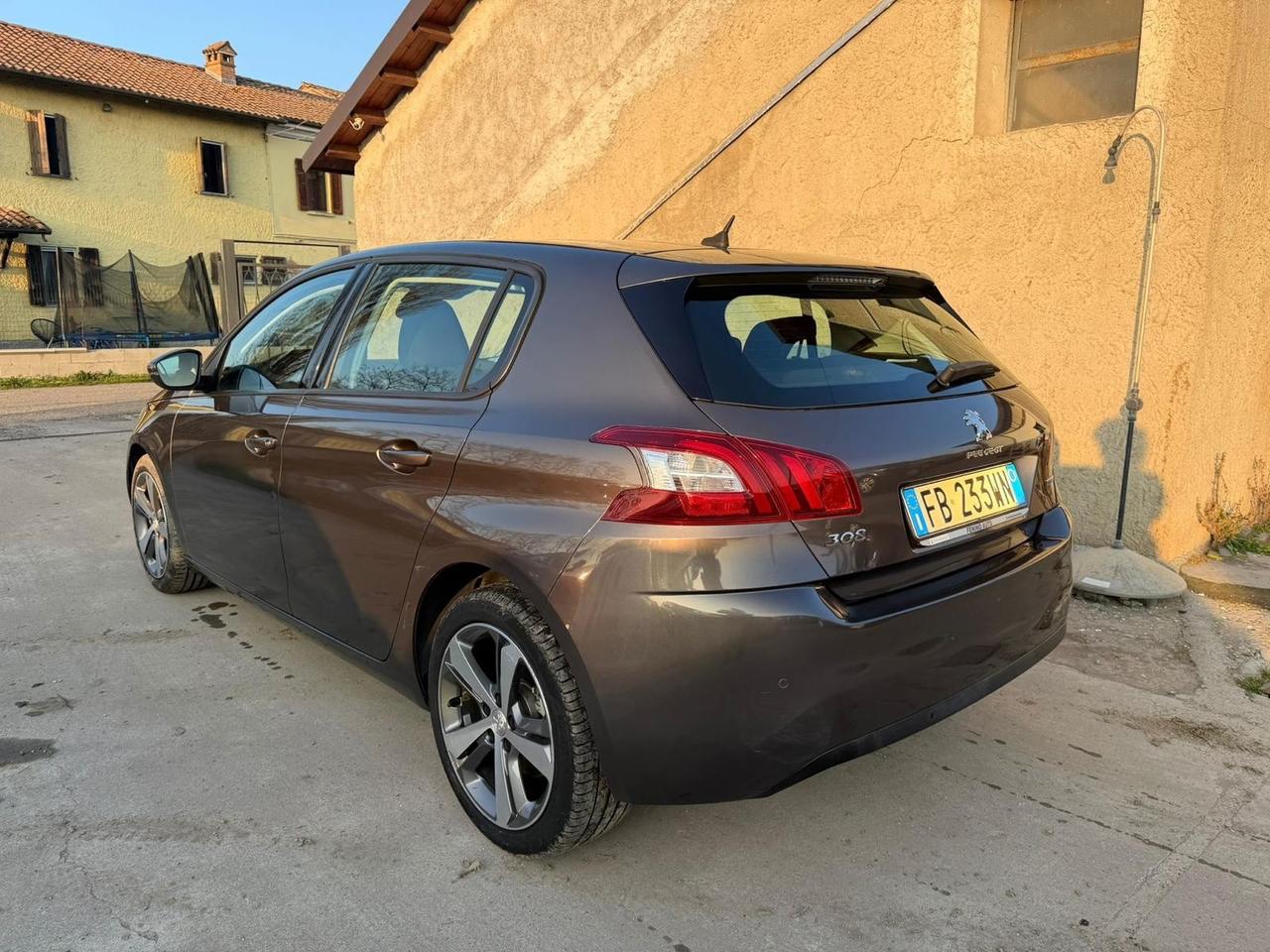 Peugeot 308 PureTech Turbo 110 S&S SW Active