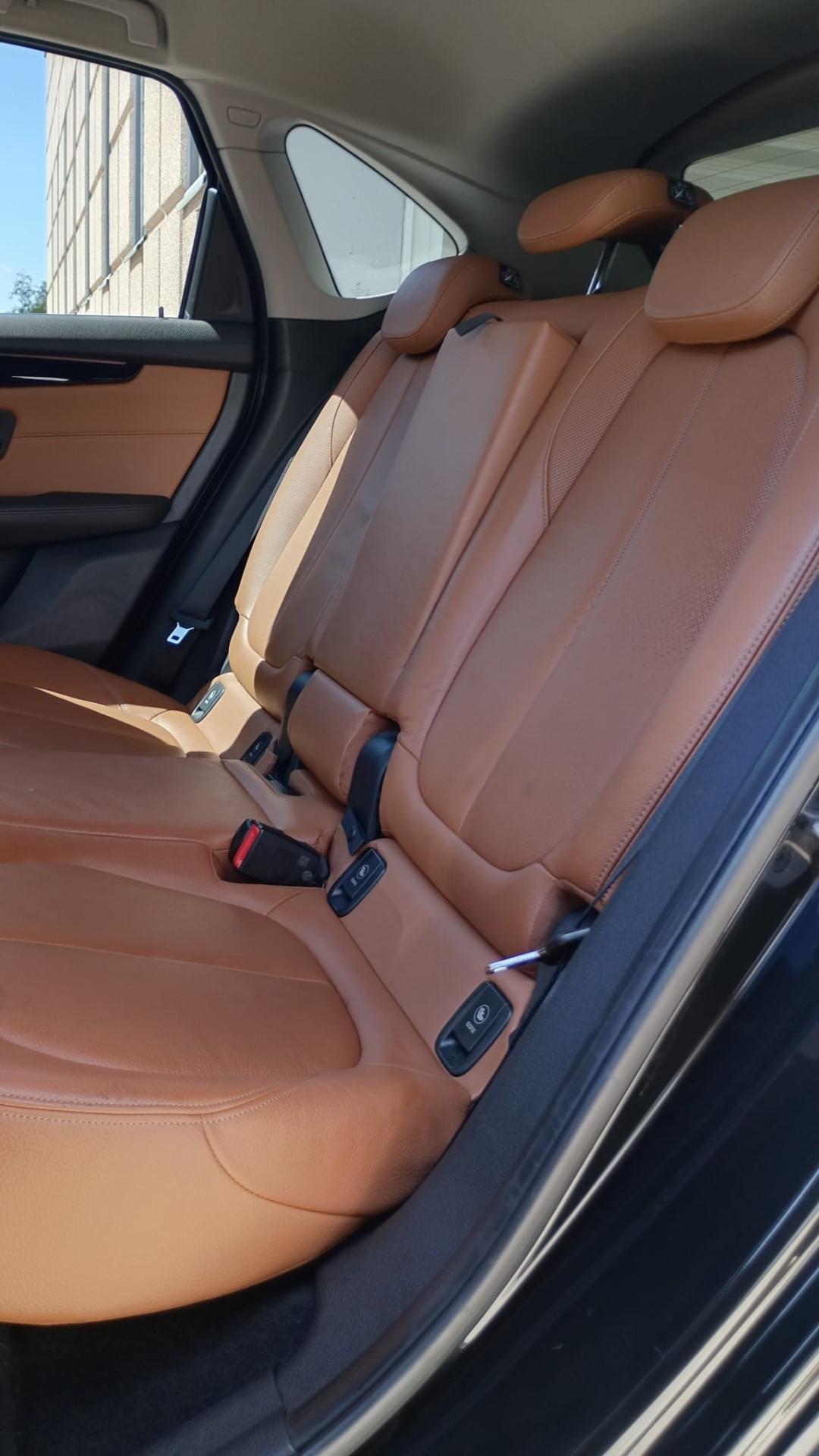 Bmw 2er Active Tourer 218d Luxury