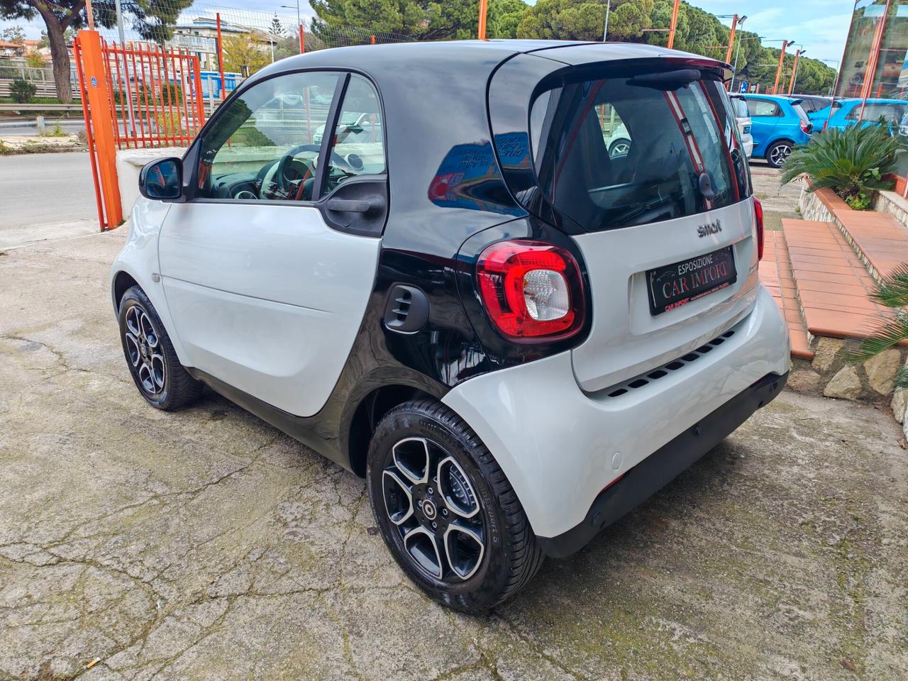 Smart Fortwo 1,0 benzina 10/2018 Cv70 automatica