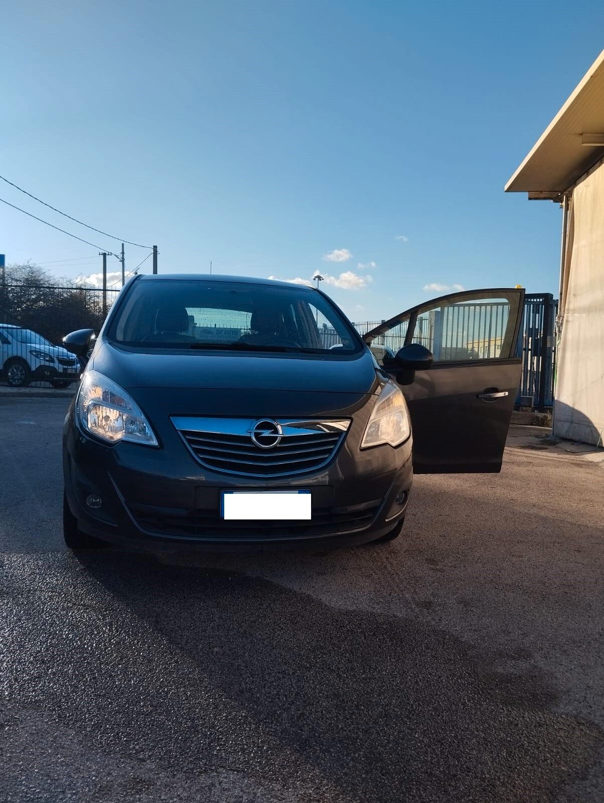 Opel Meriva 1.3 CDTI 95CV ecoFLEX Cosmo