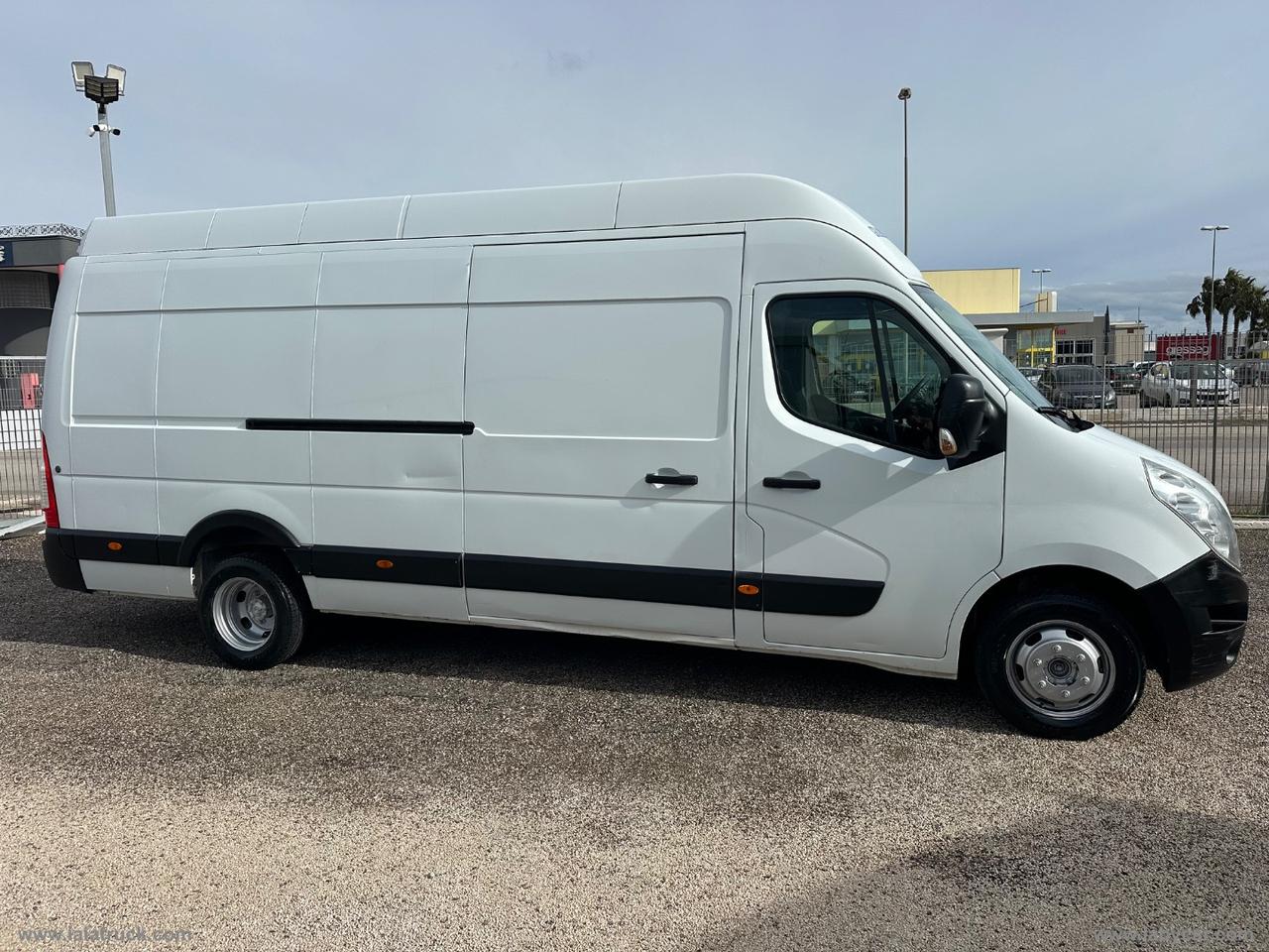 Master 2.3dCi150CV MAXI VOLUME TETTO ALTO GEMELLATO
