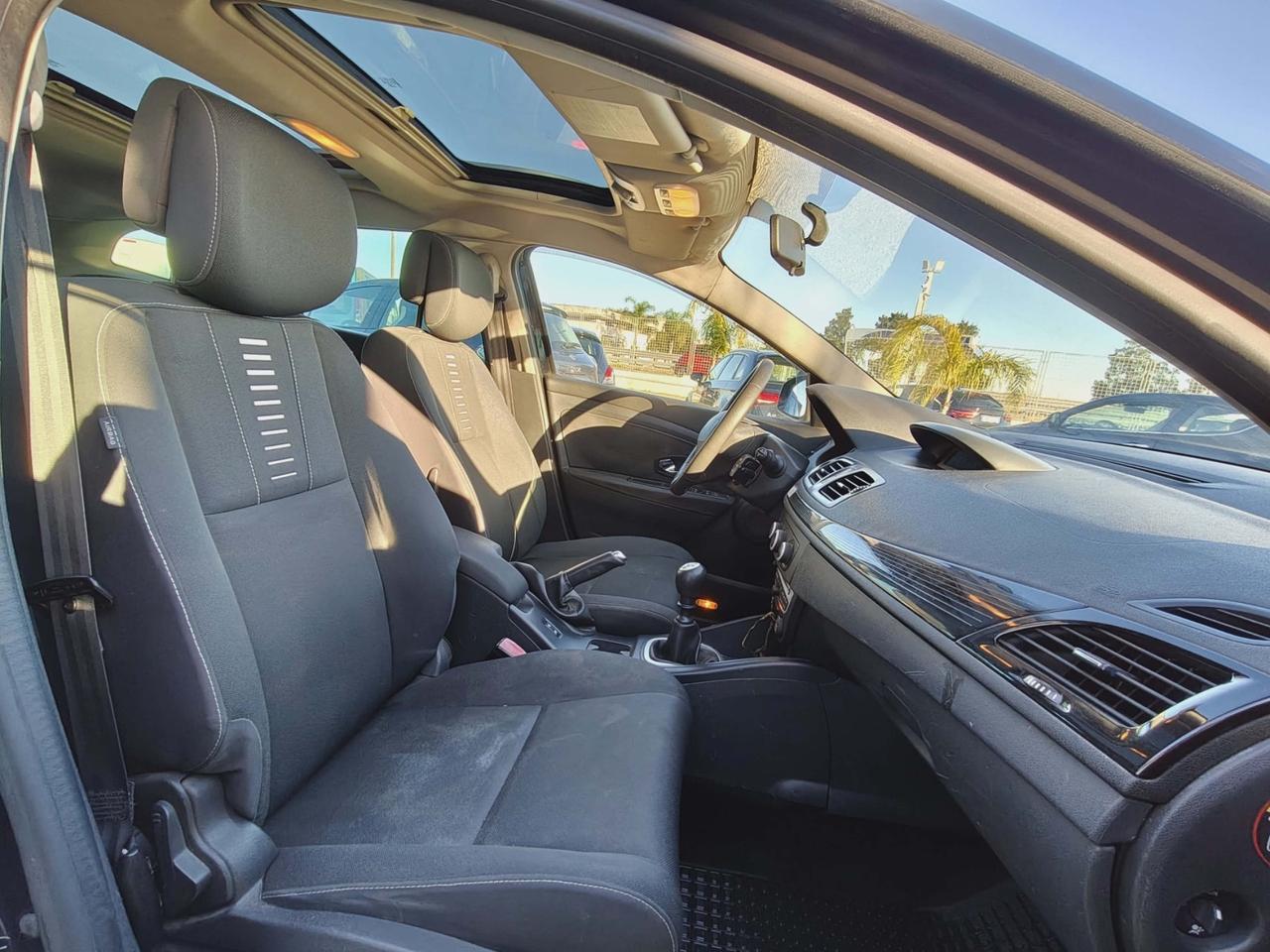 Renault Mégane 1.5 dCi 110CV Attractive Autocarro - 2011