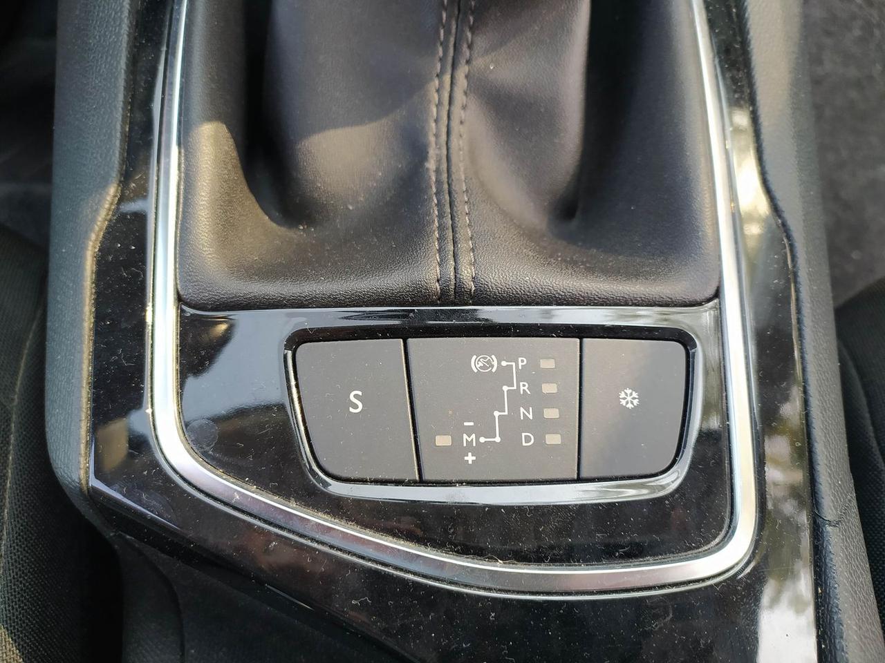 Peugeot 308 GT Line 1.6 Blue HDI 120 #6324