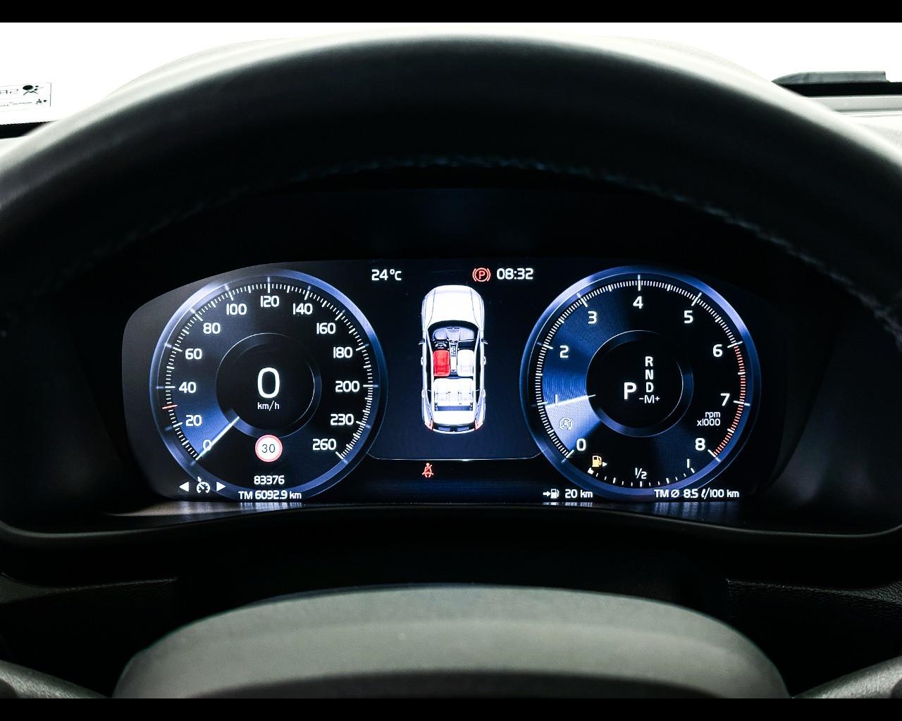 VOLVO XC40 T3 Geartronic Momentum Core