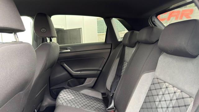 VOLKSWAGEN Polo 1.0 TSI DSG R-Line