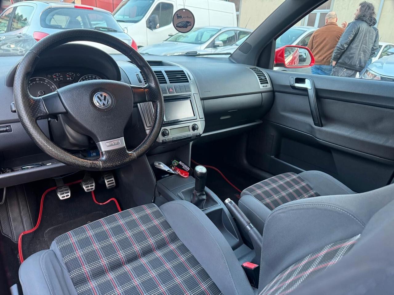 Volkswagen Polo 1.8 T 20V 5p. GTI