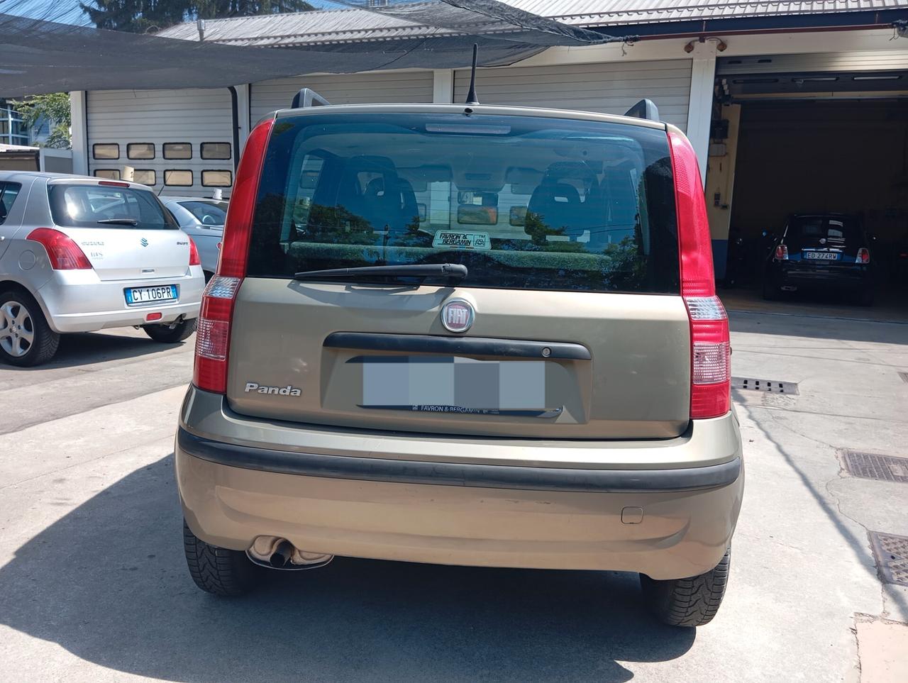 Fiat Panda 1.2 Emotion 65.000 km permute