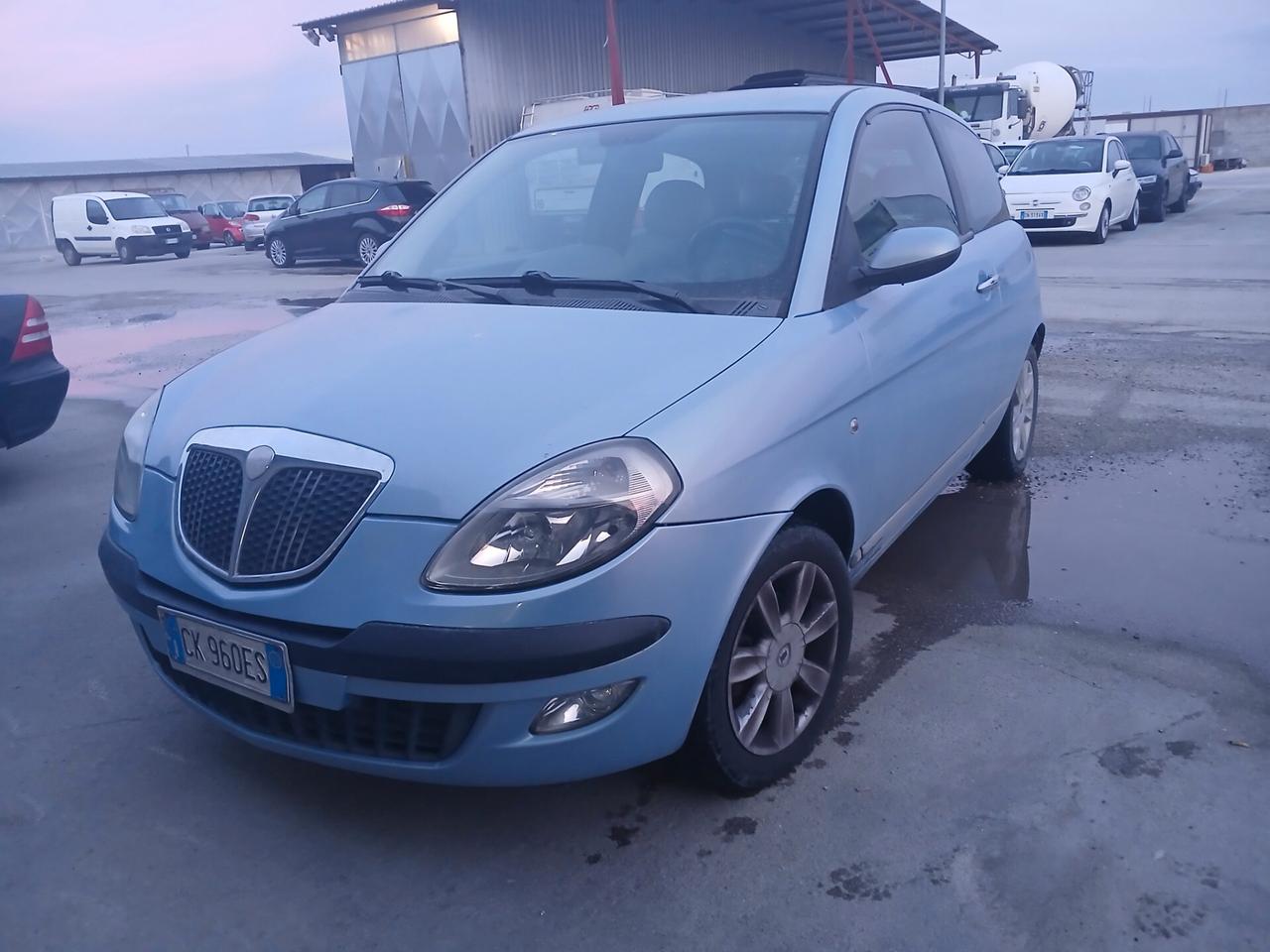 Lancia Ypsilon 1.3 Multijet 16V Platino