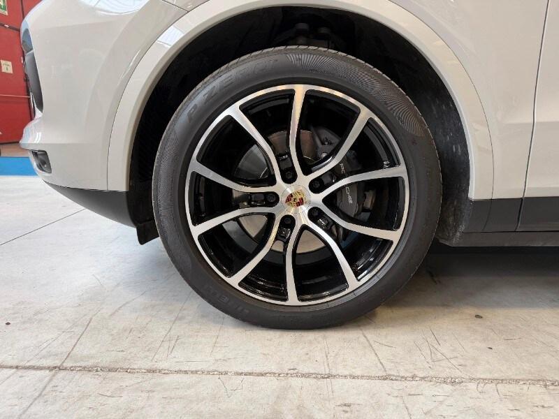 PORSCHE Cayenne Coupé Cayenne Coupé 3.0 V6 E-...