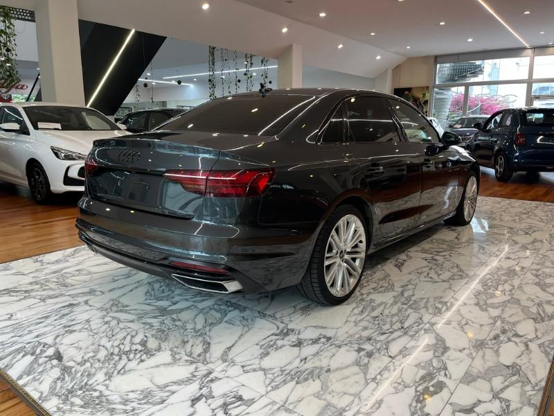 AUDI A4 35 TFSI S tronic Business Advanced