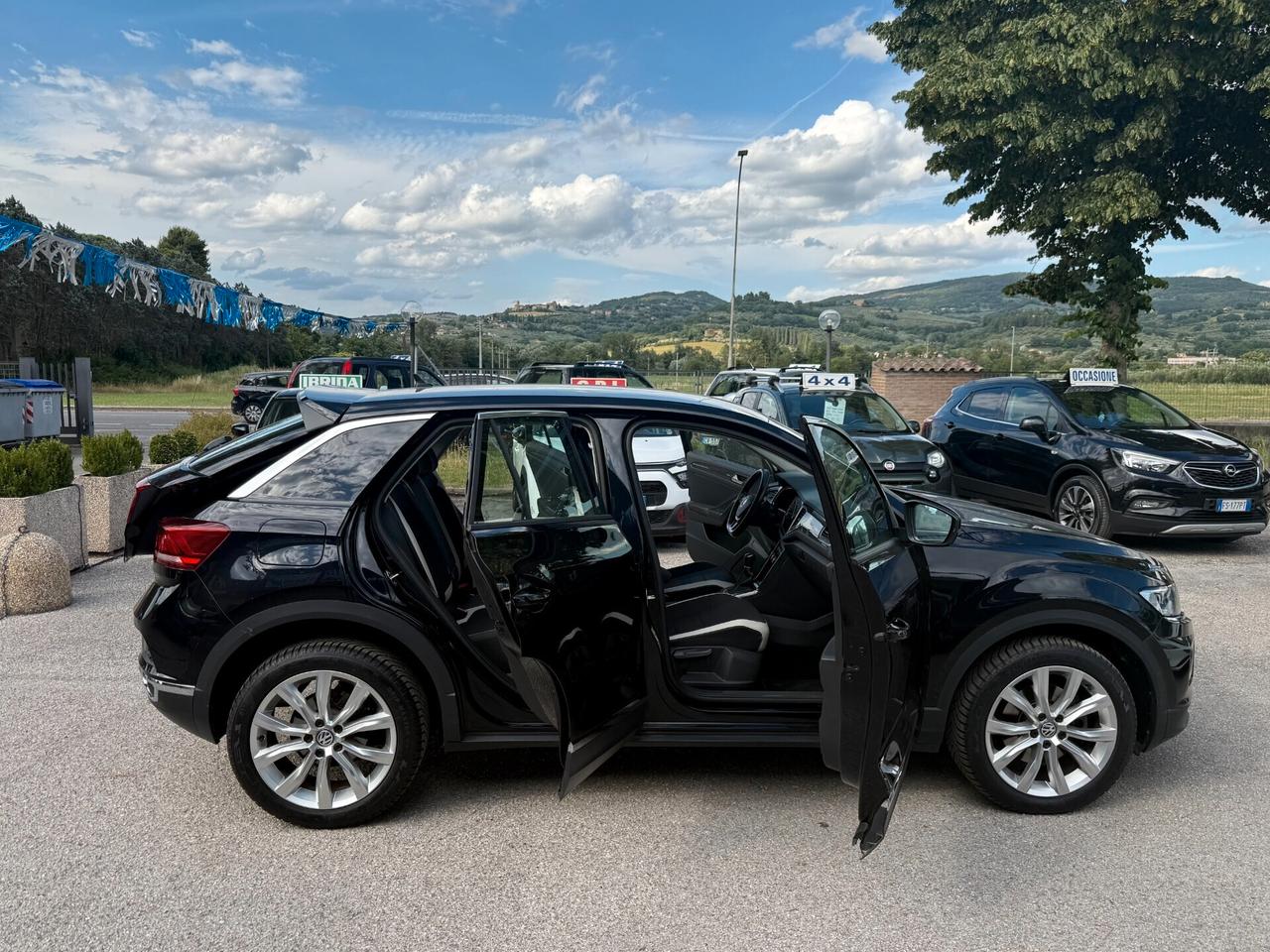 "DA VETRINA " Volkswagen T-Roc 1.5 TSI ACT FULL