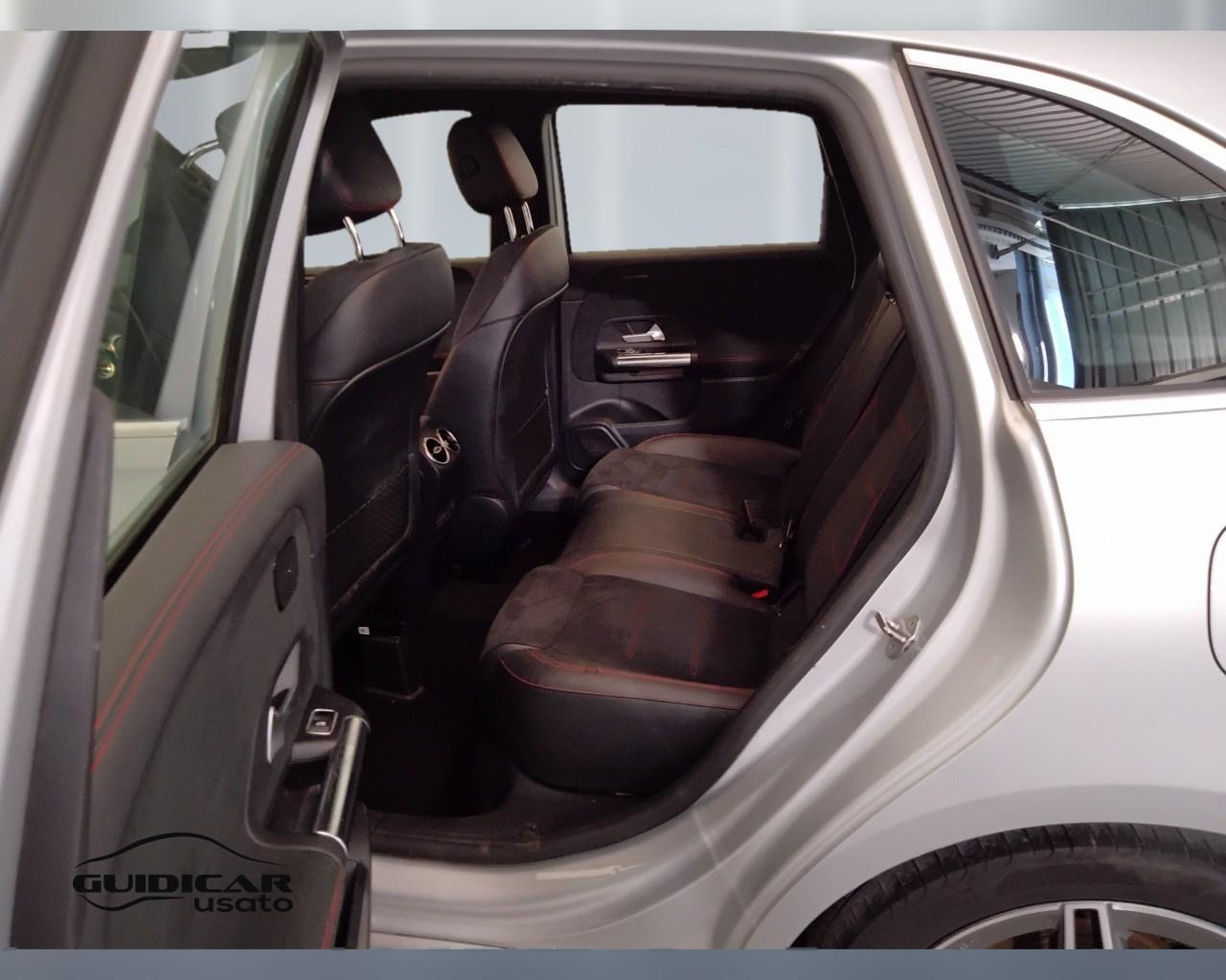 Mercedes-Benz Classe B - W247 2018 - B 180 d Premium auto