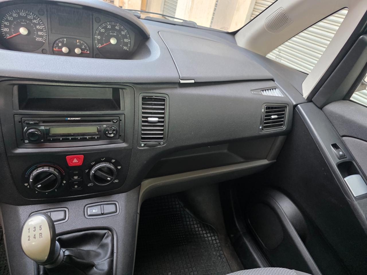 Fiat Idea 1.4 BlackLabel