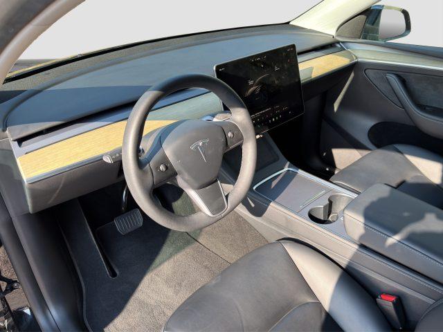 TESLA Model Y Model Y Long Range AWD