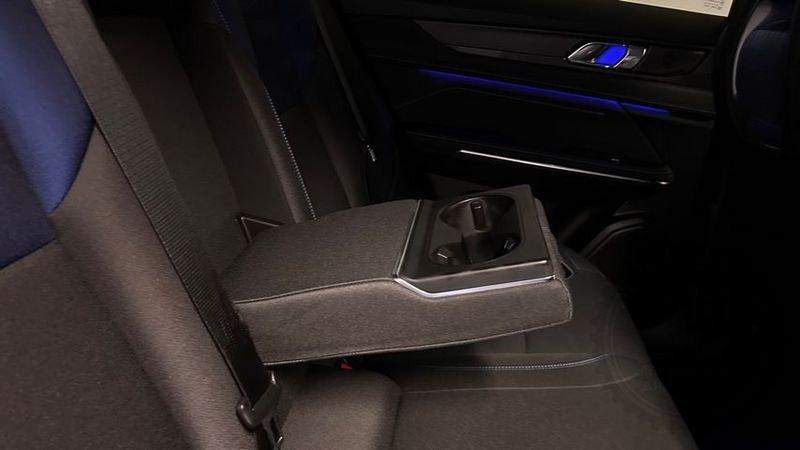 Lynk & Co 01 01 PHEV