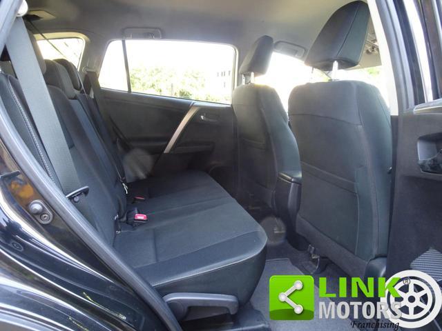 TOYOTA RAV 4 AWD
