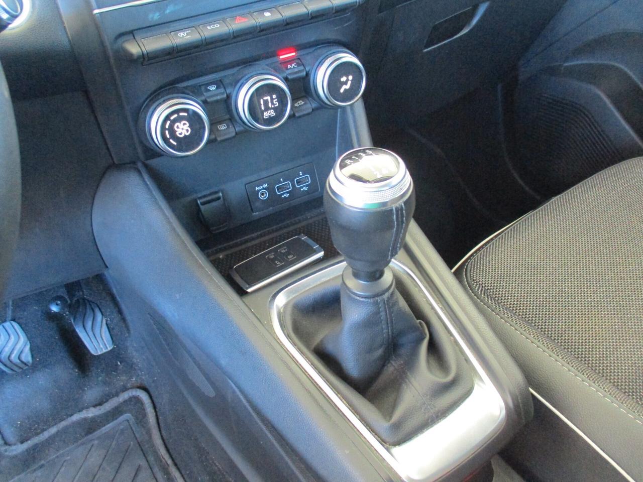 RENAULT CAPTUR BLUE DCI INTENS