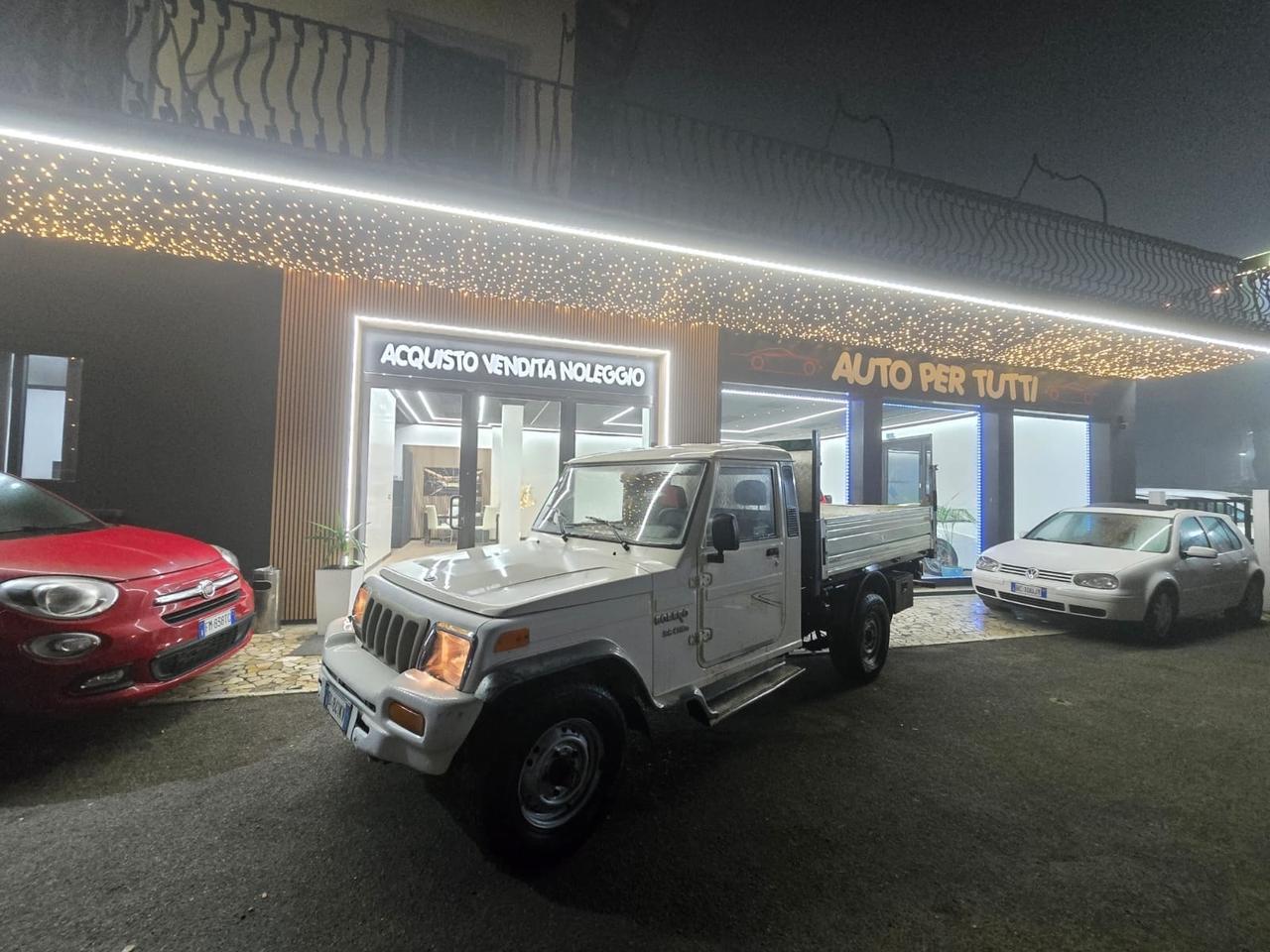 Mahindra Bolero 2.5 CRDe 4WD SC Pup. Rib. Tril.