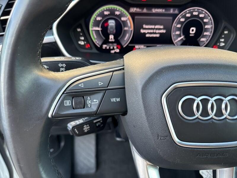 Audi Q3 45 1.4 tfsi e S Line Edition s-tronic