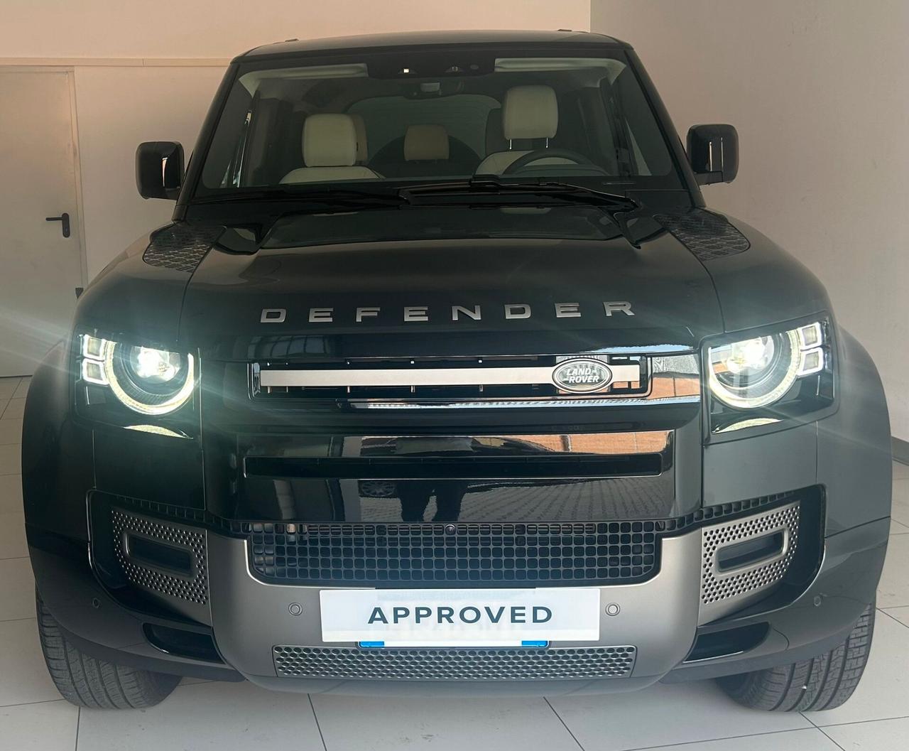 Land Rover Defender 110 3.0D I6 250 CV AWD Auto X-Dynamic SE