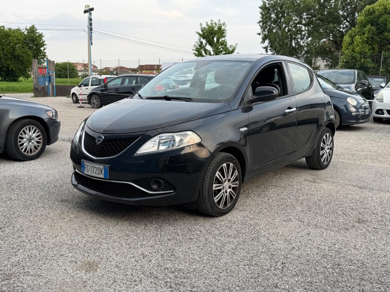 Lancia Ypsilon 1.2 69 CV 5 porte Mya