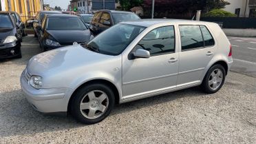 Volkswagen Golf 1.6 cat 5 porte