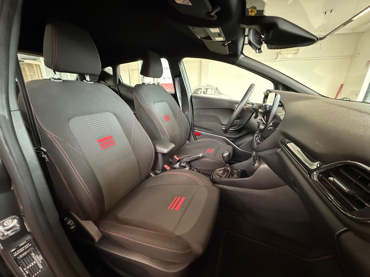 Ford Fiesta 1.0 Ecoboost Hybrid 125 CV 5 porte ST-Line