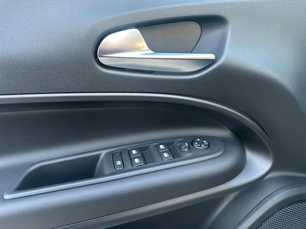 Jeep Avenger 1.2 Turbo 110 CV MHEV Altitude Km 0