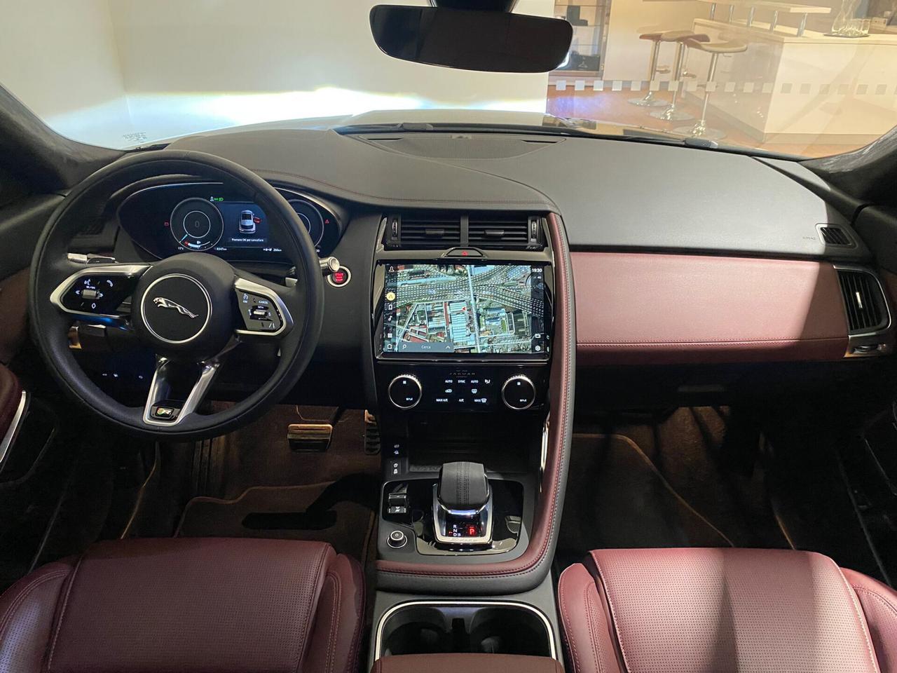 Jaguar E-Pace 1.5 I3 PHEV 300 CV AWD Auto R-Dynamic HSE