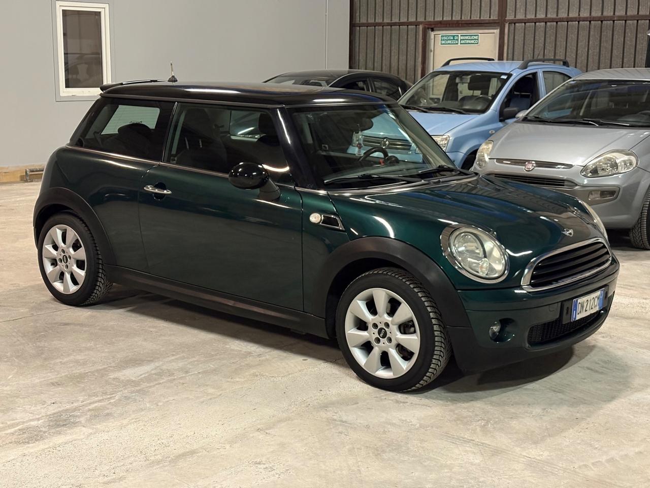 Mini 1.4 16V One Chili