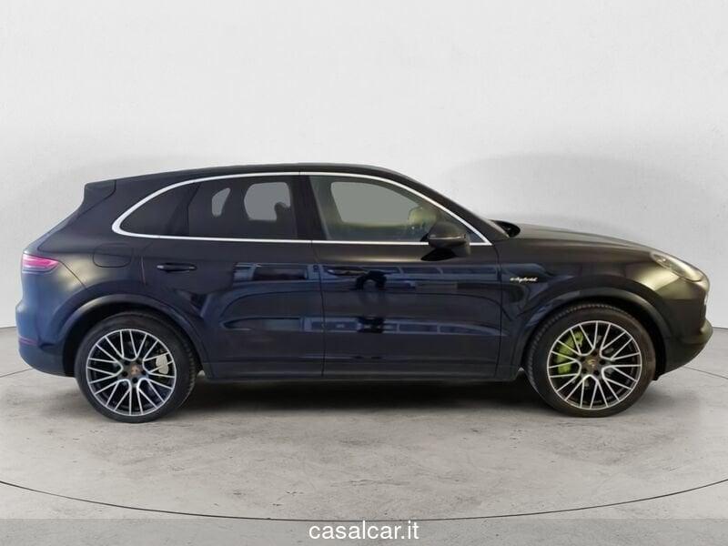 Porsche Cayenne 3.0 V6 E-Hybrid 3 ANNI DI GARANZIA KM ILLIMITATI PARI ALLA NUOVA CON 29000 € DI ACCESSORI
