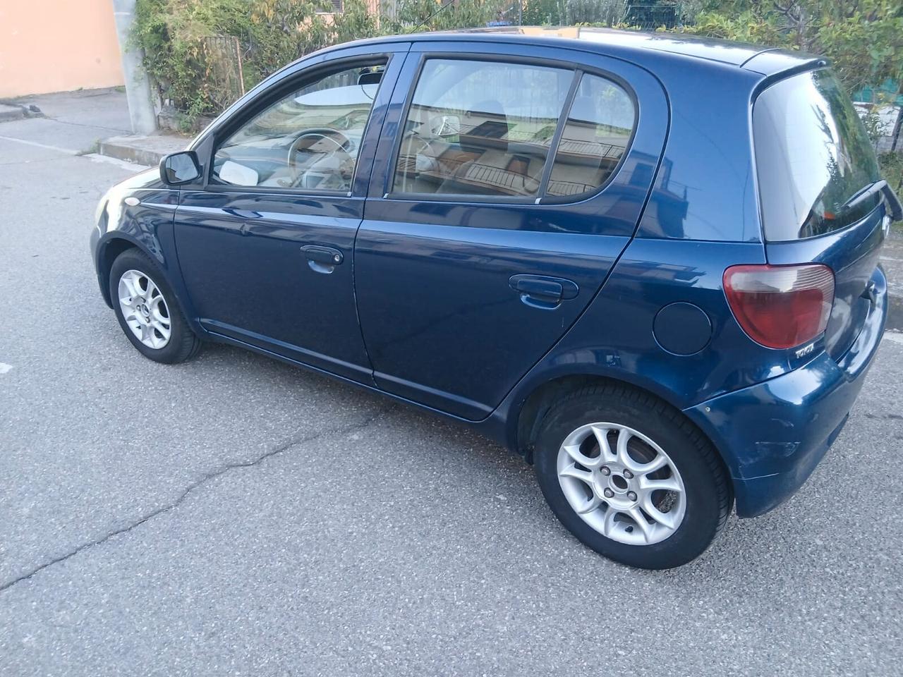 Toyota Yaris 1.4 tdi D-4D cat 5 porte