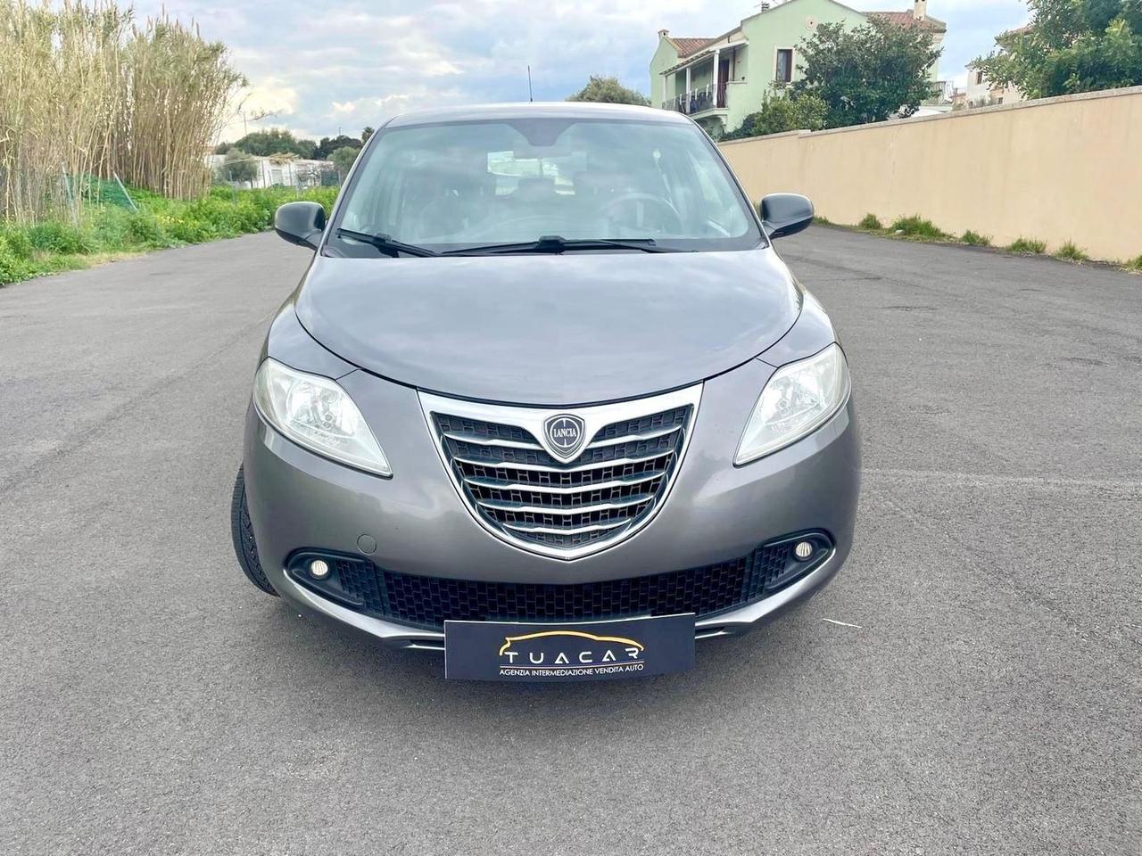 Lancia Ypsilon 1.2 Silver