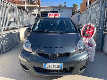 Toyota Aygo 1.0 12V VVT-i 5 porte Sol
