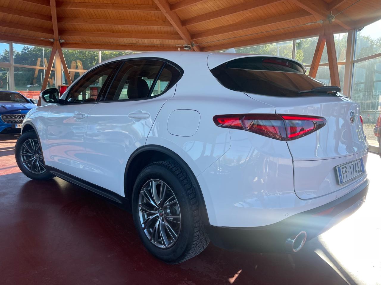 Alfa Romeo Stelvio 2.2 Turbodiesel 150 CV AT8 RWD Super