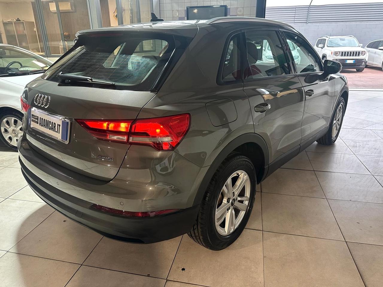 Audi Q3 35 TDI S tronic Business