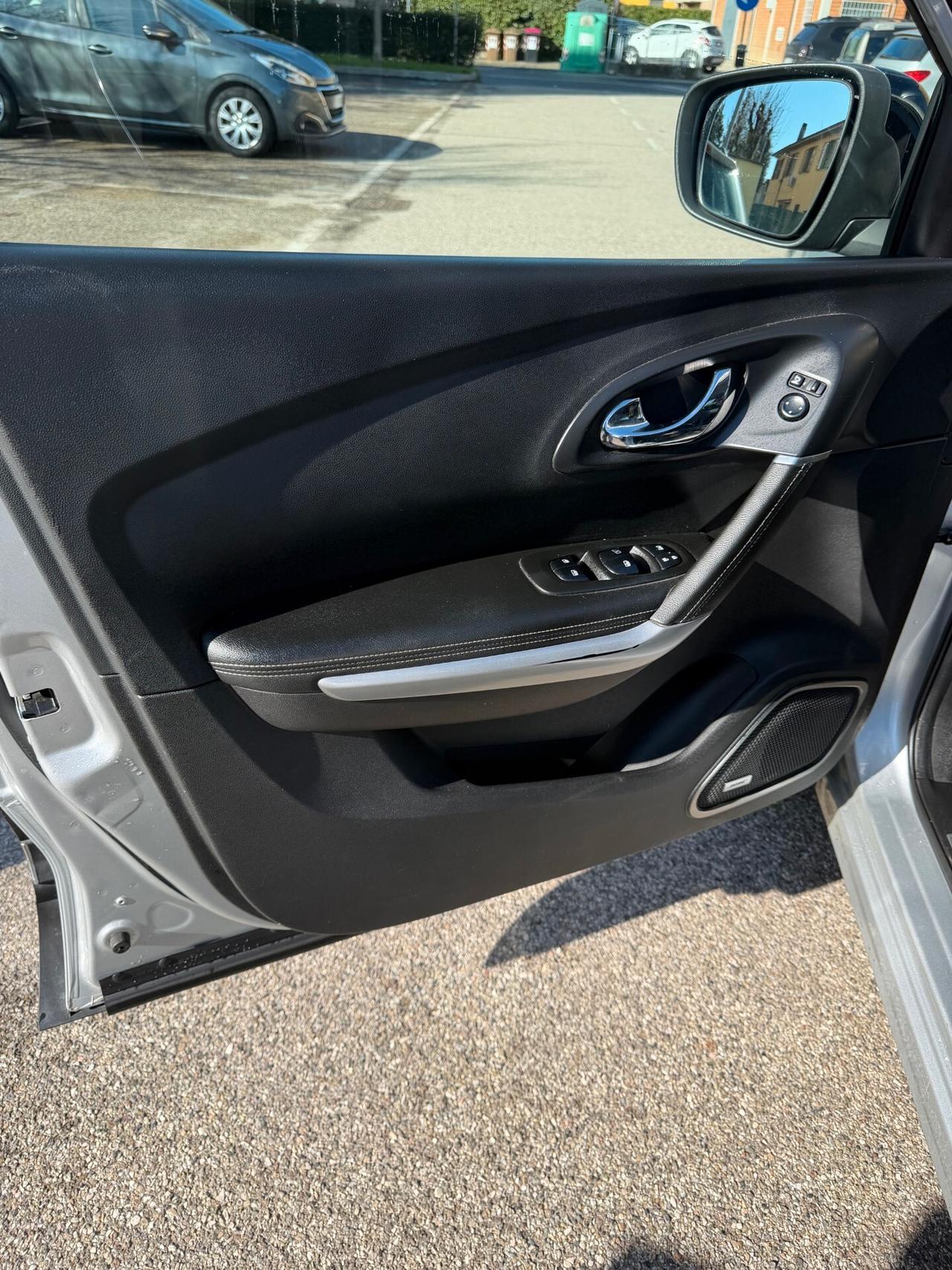 Renault Kadjar 1.5 dci - AUT. - NAV. - 12 MESI DI GARANZIA -