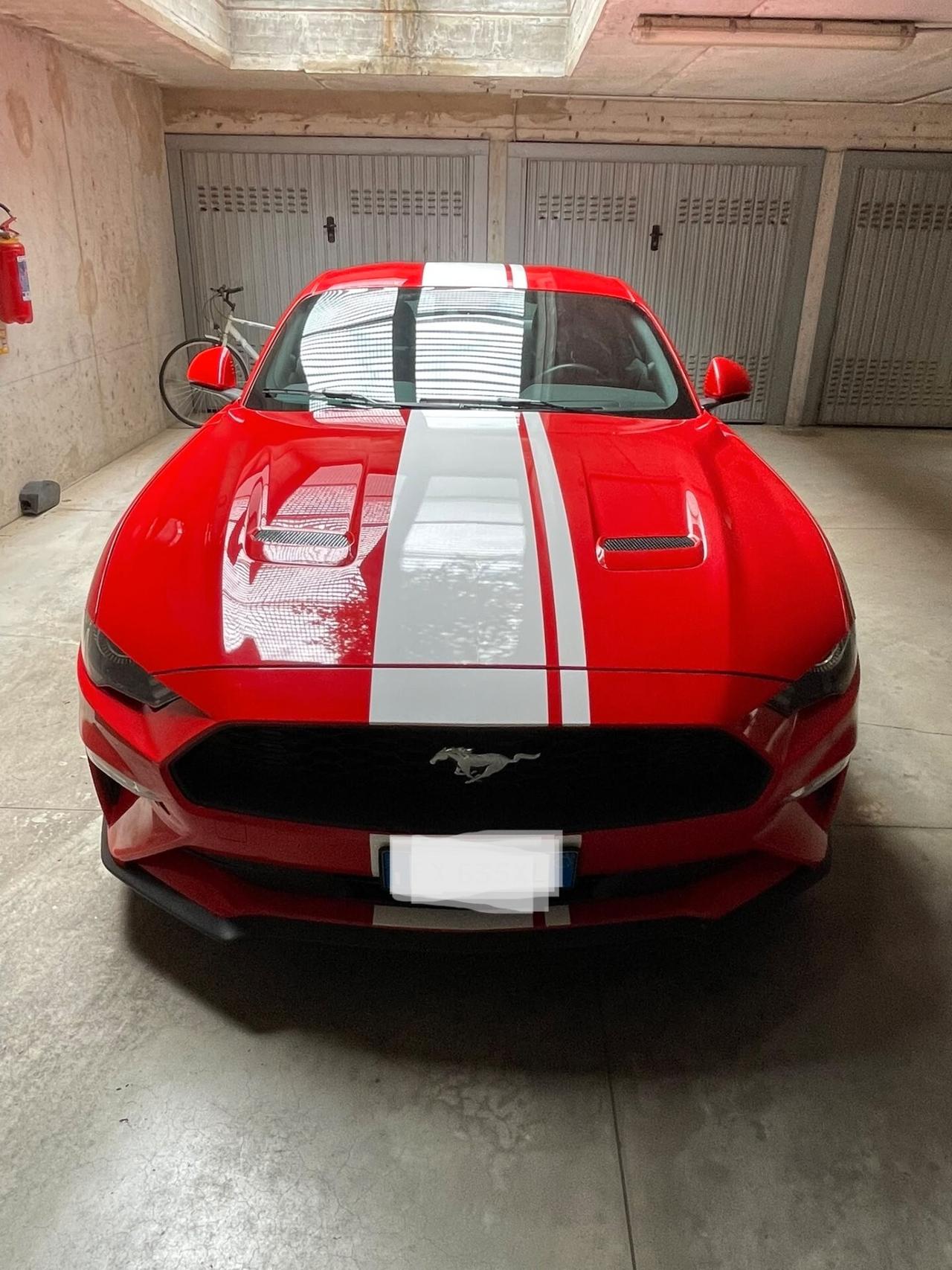 Ford Mustang FASTBACK 2.3 ECOBOOST AUT.