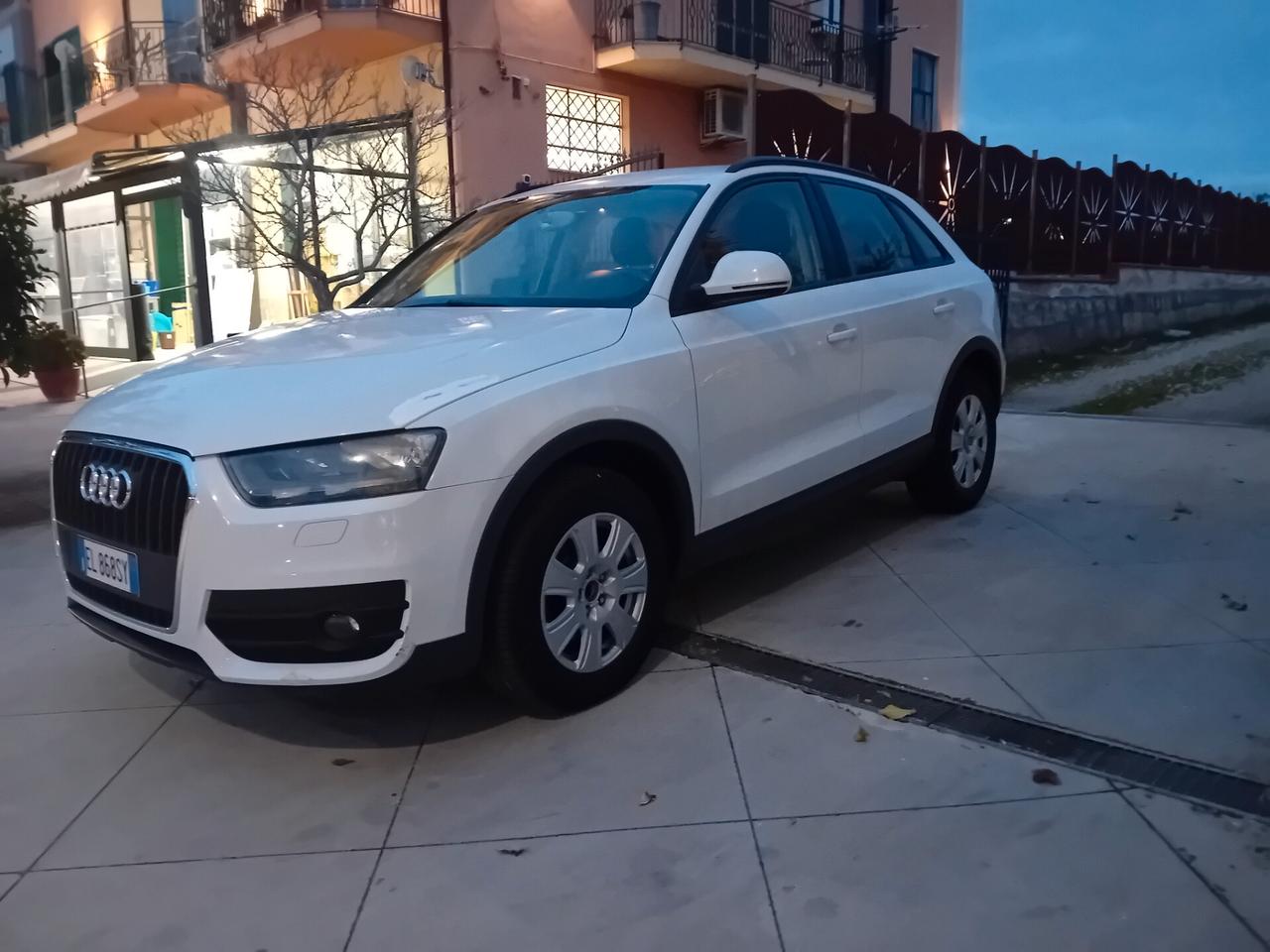 Audi Q3 2.0 TDI quattro Business