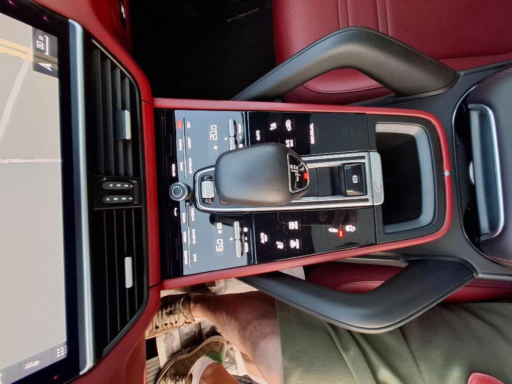 Porsche Cayenne Coupe 3.0 V6 E-Hybrid