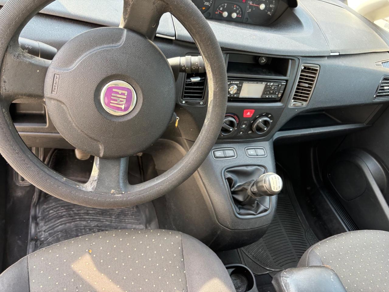 Fiat Idea 1.3 Multijet Emotion