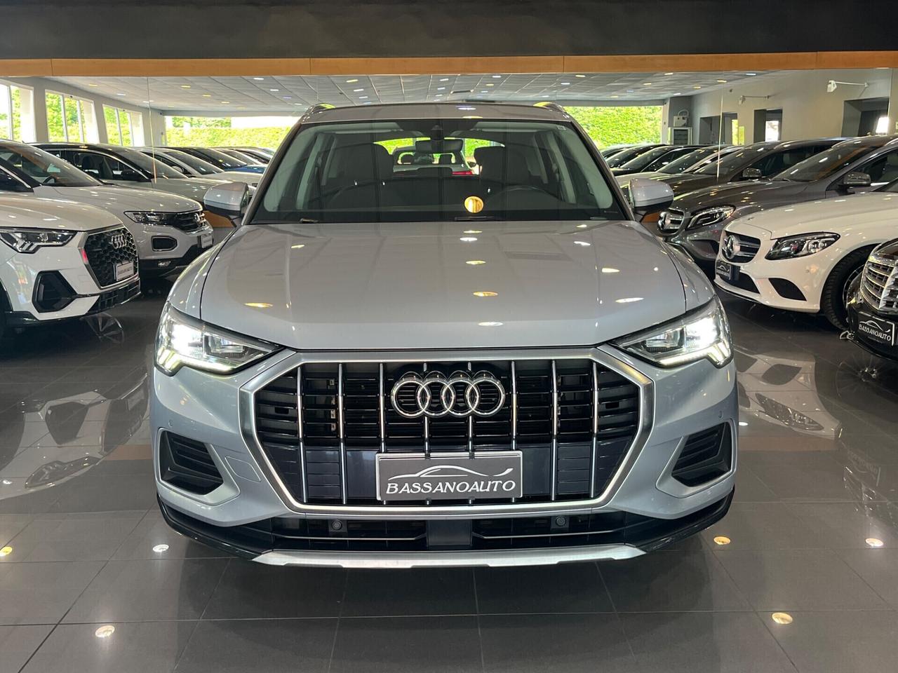 Audi Q3 35 2.0 tdi Business s-tronic 92.000 KM!!