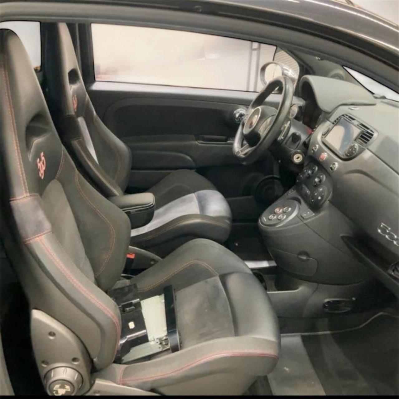 Abarth 595 C 1.4 Turbo T-Jet 160 CV MTA Competizione