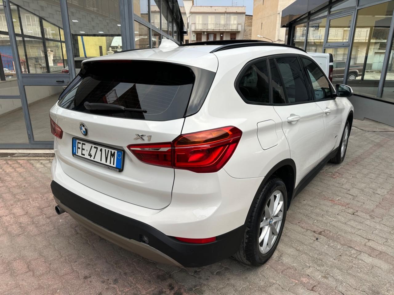 Bmw X1 sDrive18d Advantage Automatico Tetto 2016