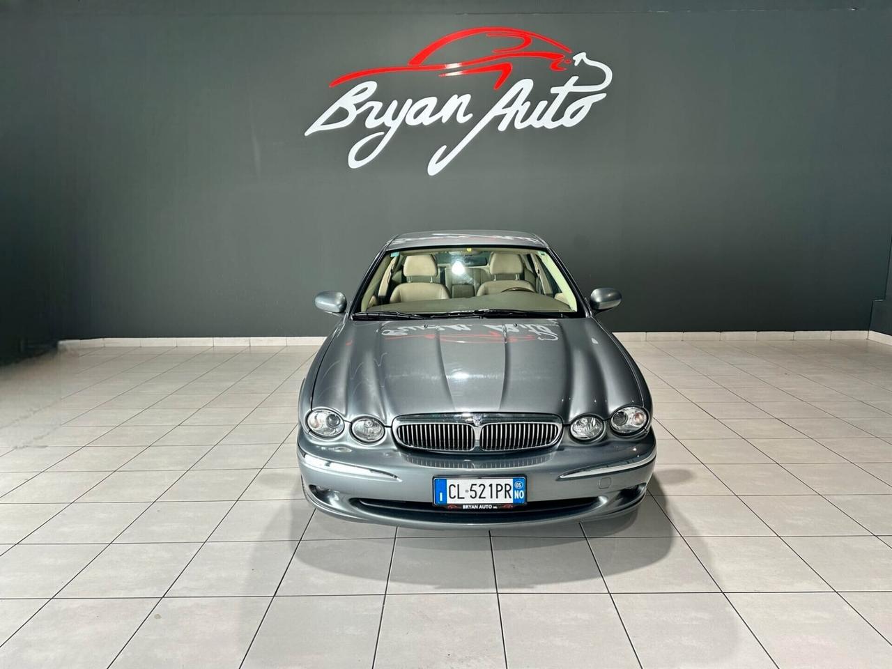 Jaguar X-Type 2.5 V6 24V cat Executive