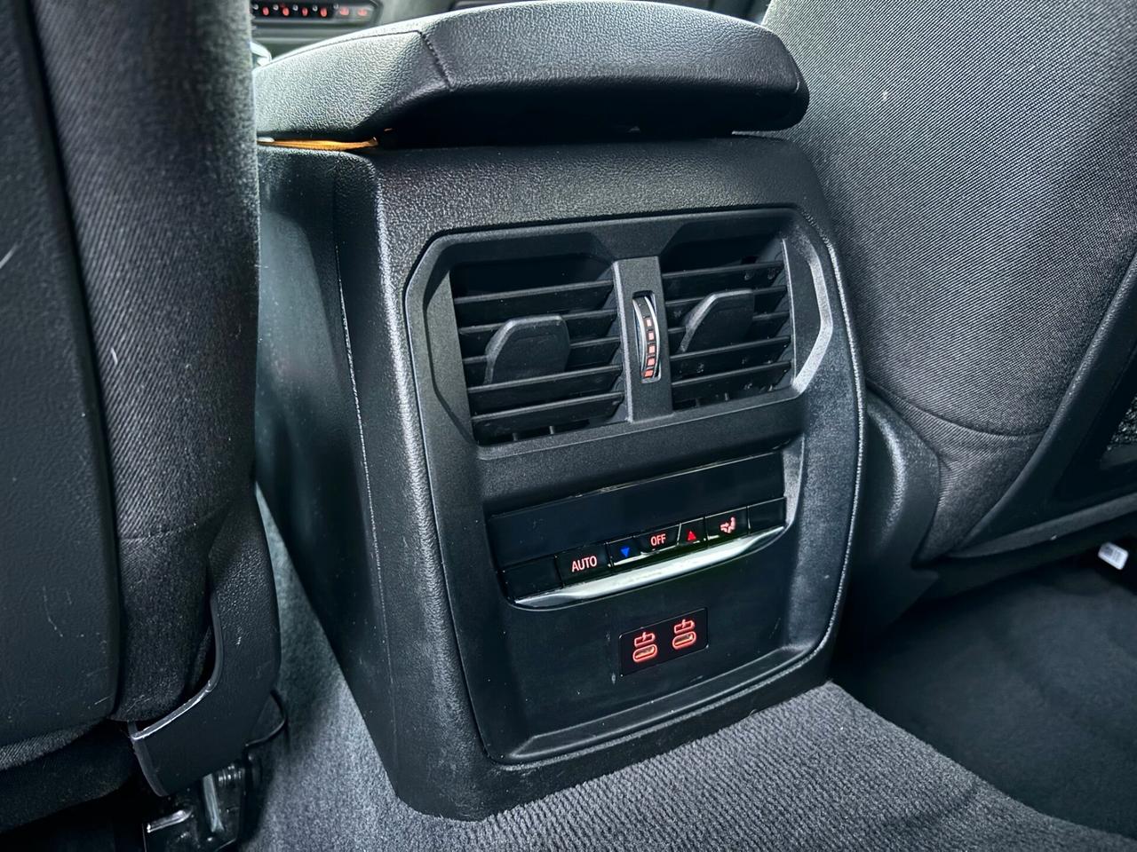 Bmw 318d 48V Touring Sport FULL- LED